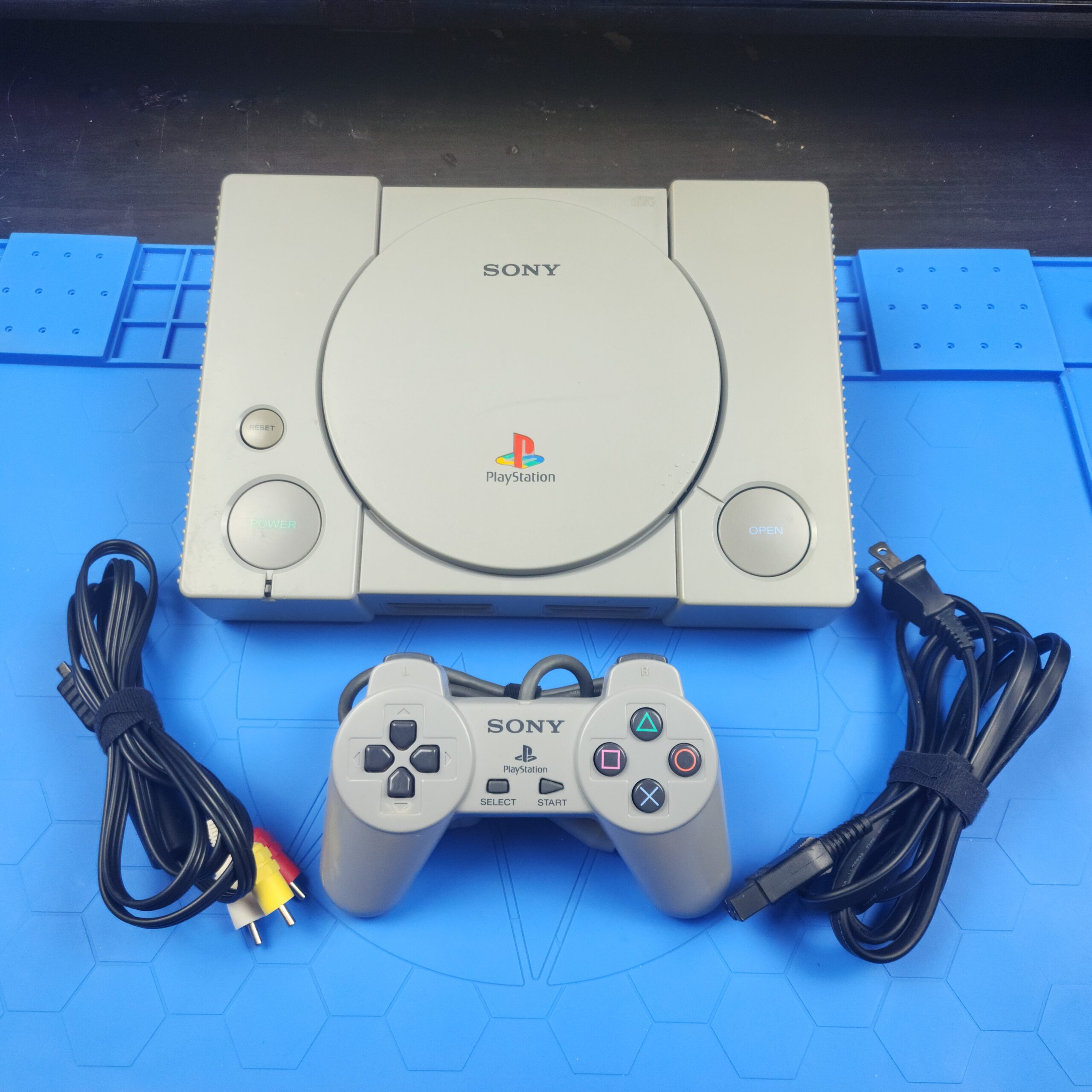 PlayStation 1 System Bundle