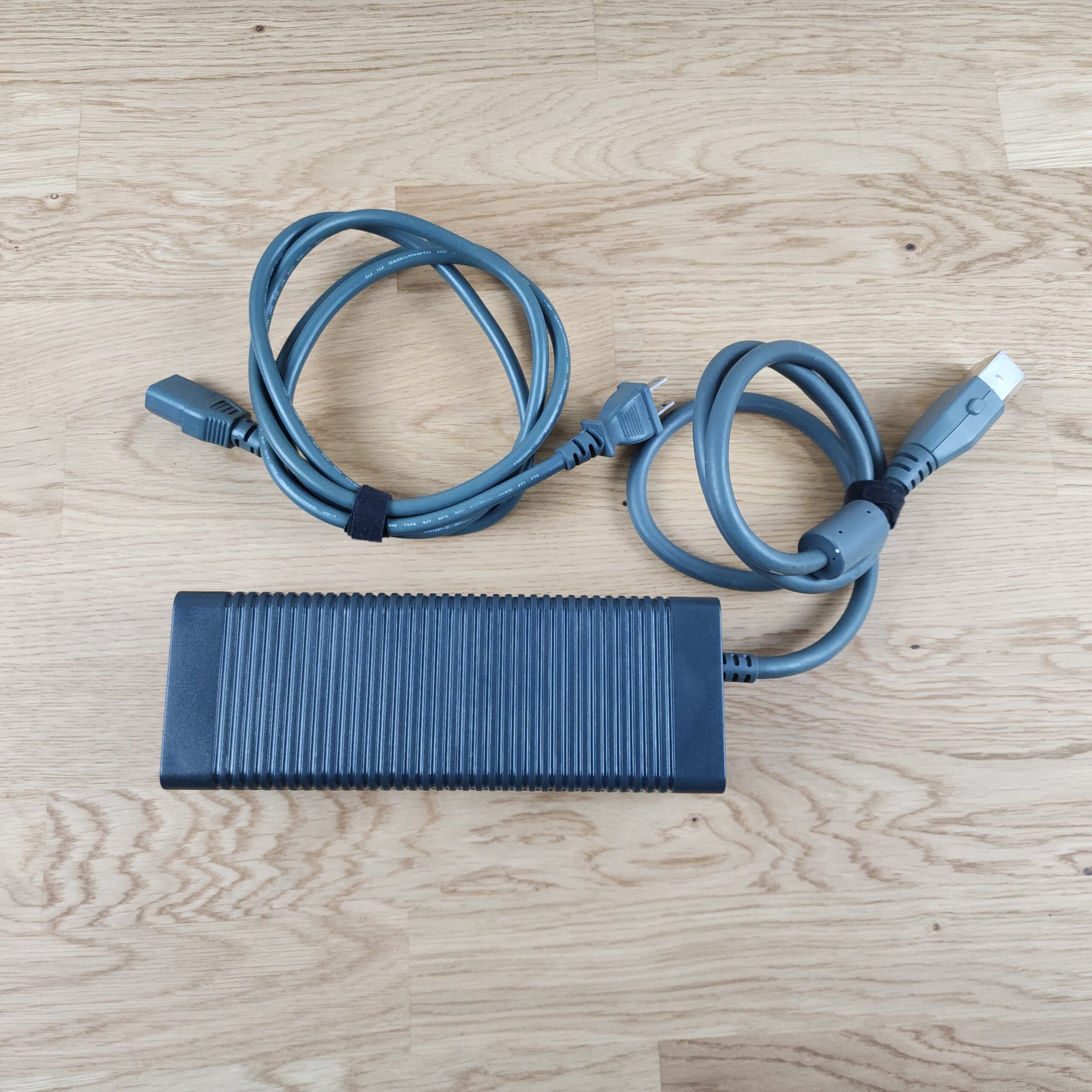 Microsoft Xbox 360 Console 20GB - 500GB Bundle - Image 18