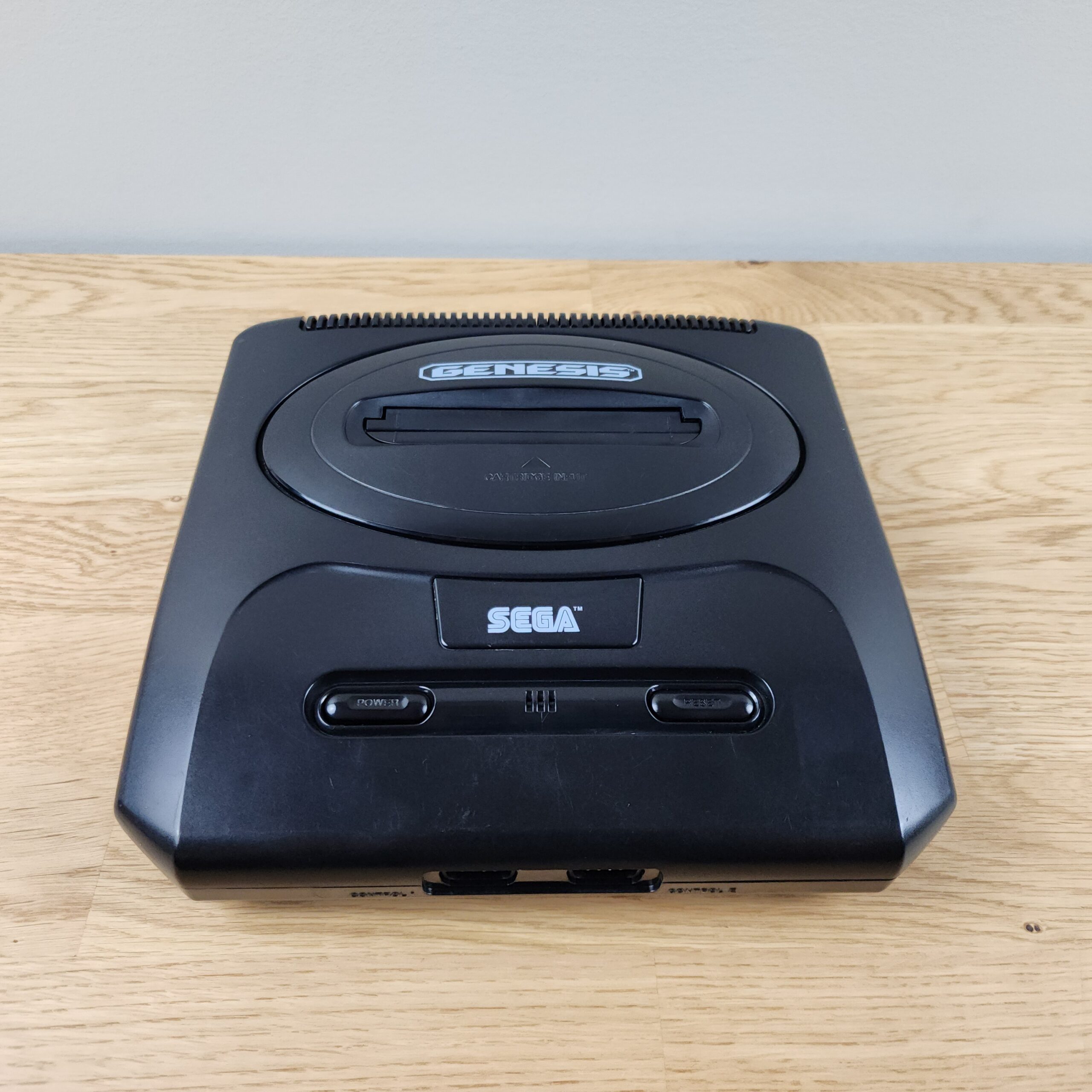 Sega Genesis Console Bundle (MK-1631) - Image 2