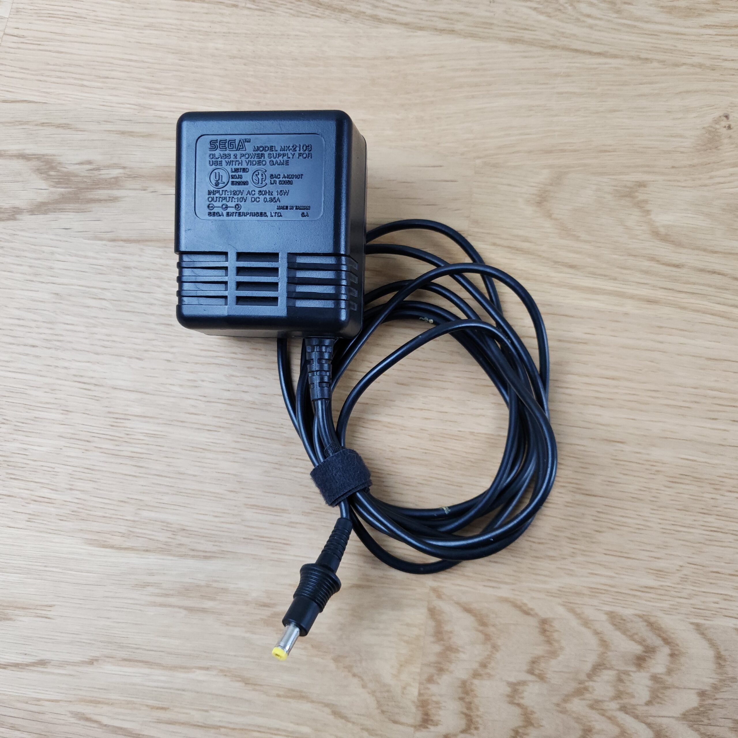 Sega Genesis Console Bundle (MK-1631) - Image 7