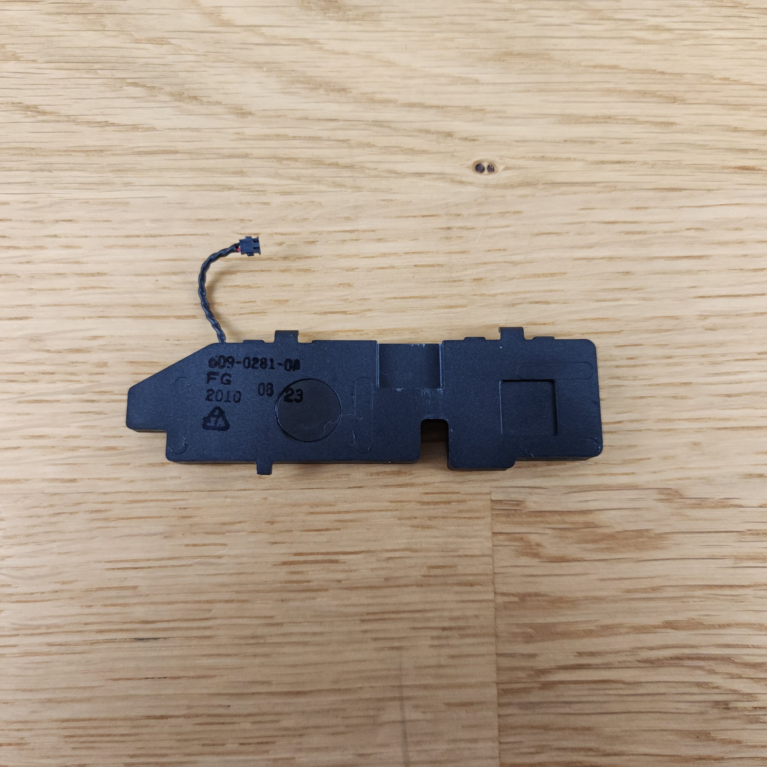 Macbook Pro A1278 EMC2351 Replacement Left Speaker (609-0281-A) - Image 2